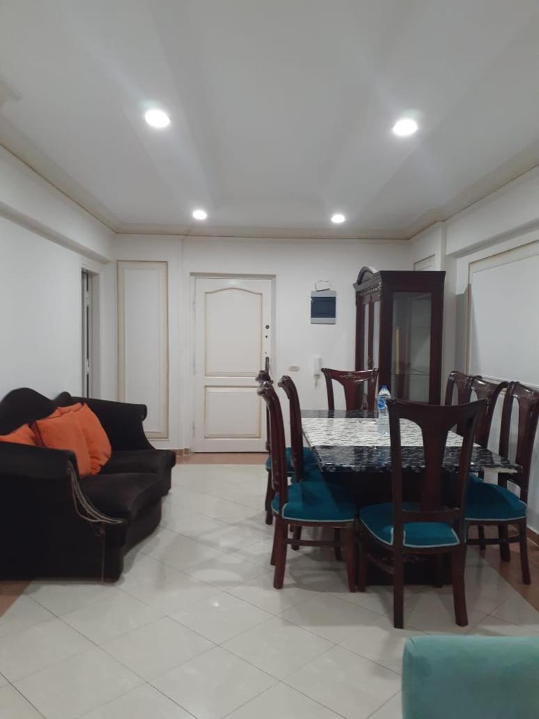 Saraya Awad Hegazi Street- Families Only Apartment Alexandria Exterior photo